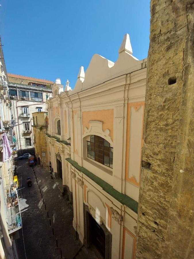 Giovhome Napoli Bagian luar foto